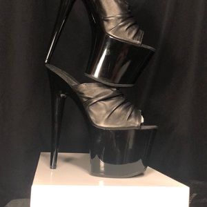 🖤 7 inch Stripper heels 🖤 NEW!!! (Size 6-7)